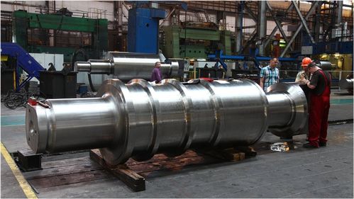 探索不可思议的巨大轴锻造工厂及其他惊人的金属制品制造过程